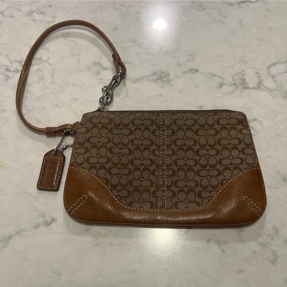 Coach‎ Women's Y2K Monogrammed Canvas Leather Trim Wristlet Tan - Picture 1 of 3
